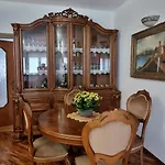 Casa Colomba A アパート ティラーノ